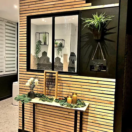 Room, La Douce Angevine Apartment
