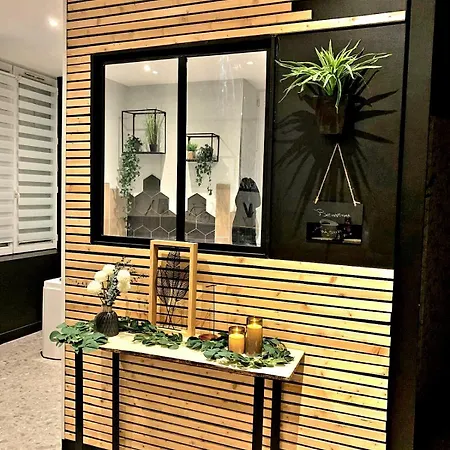 Room, La Douce Angevine Apartamento